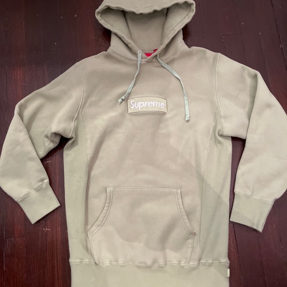 Supreme sage box logo hoodie. Gently used - Picture 4 of 6